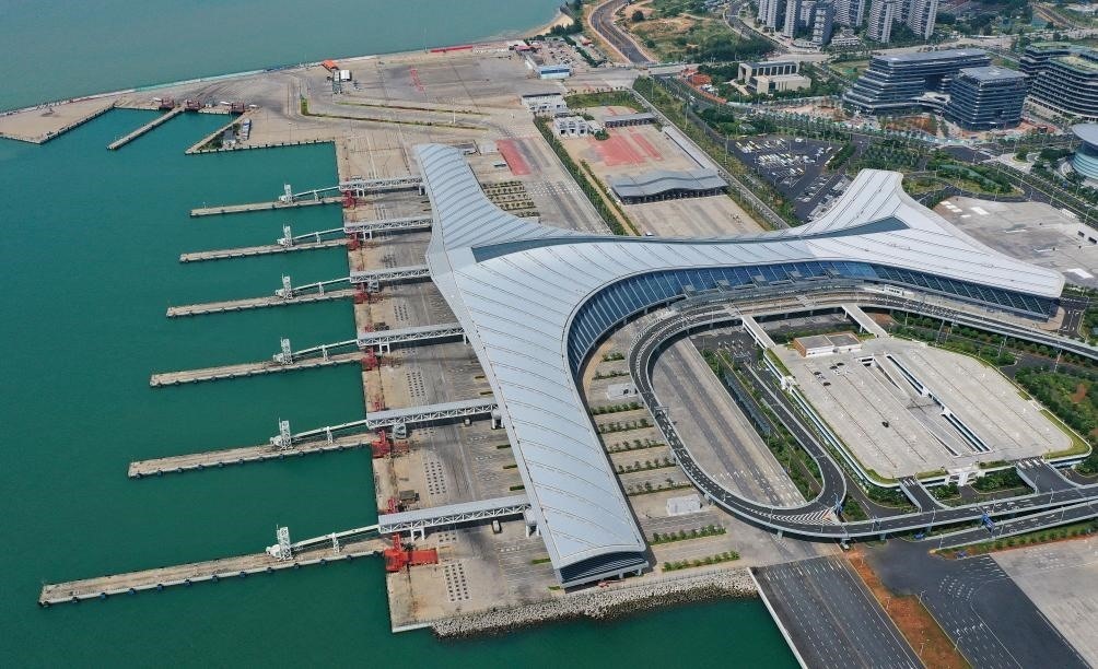 這是已經(jīng)停航的海口新海港（9月4日攝，無人機(jī)照片）。新華社記者 郭程 攝