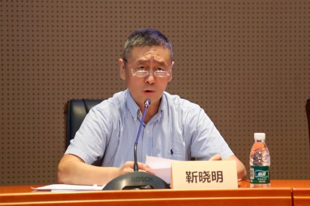 科技外交專家委員會主任委員、科技部國際合作司原司長靳曉明致辭。主辦方供圖