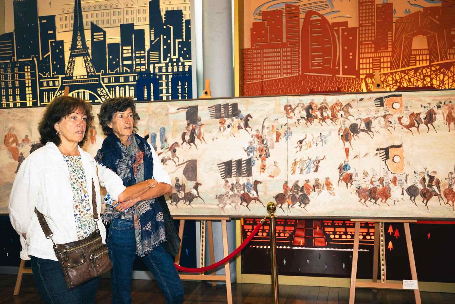 “絲路丹青——絲綢之路沿線壁畫(huà)傳摹展”在巴黎中國(guó)文化中心隆重開(kāi)幕。中國(guó)藝術(shù)研究院供圖