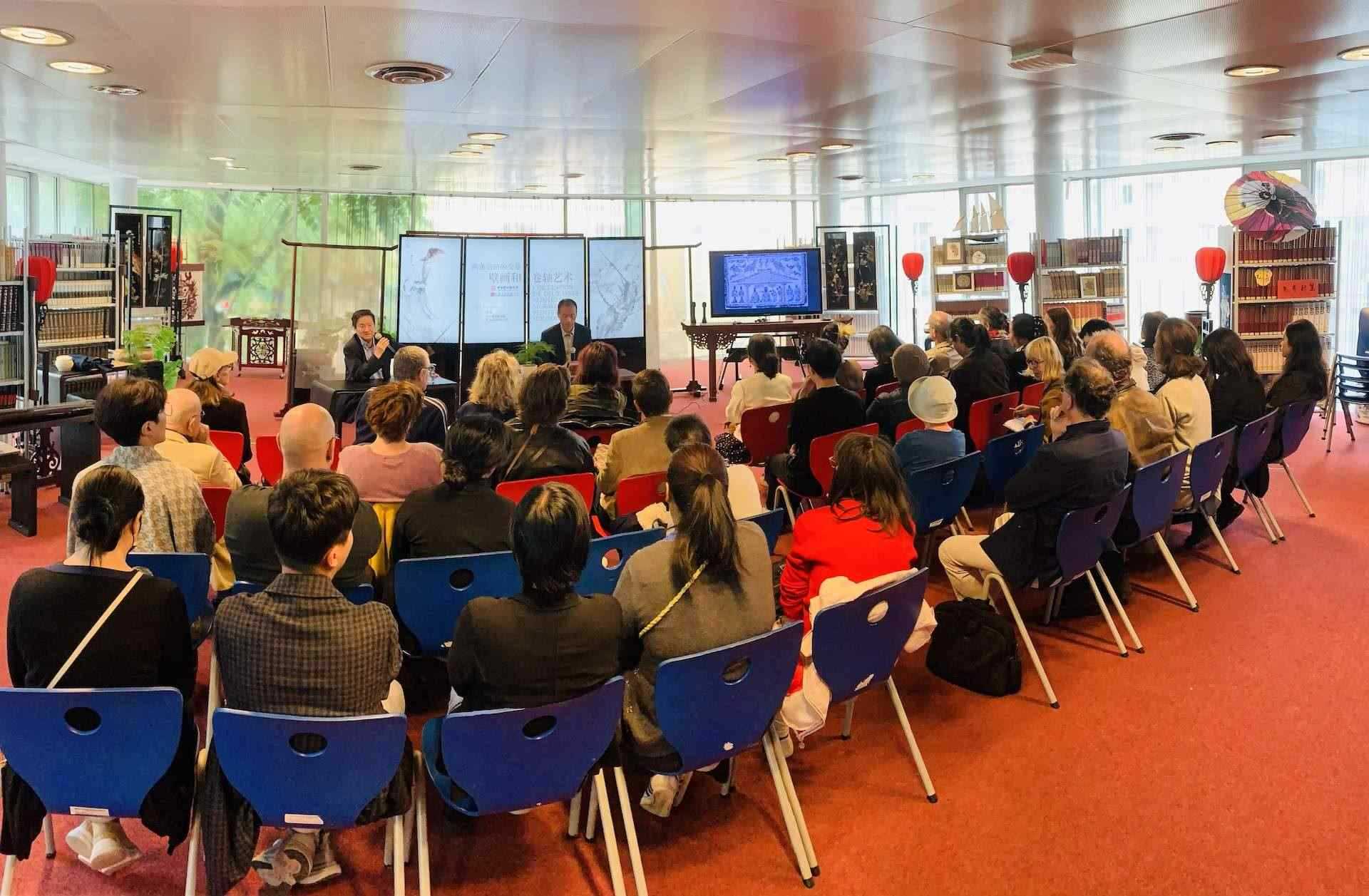 “絲路丹青——絲綢之路沿線壁畫(huà)傳摹展”在巴黎中國(guó)文化中心隆重開(kāi)幕。中國(guó)藝術(shù)研究院供圖