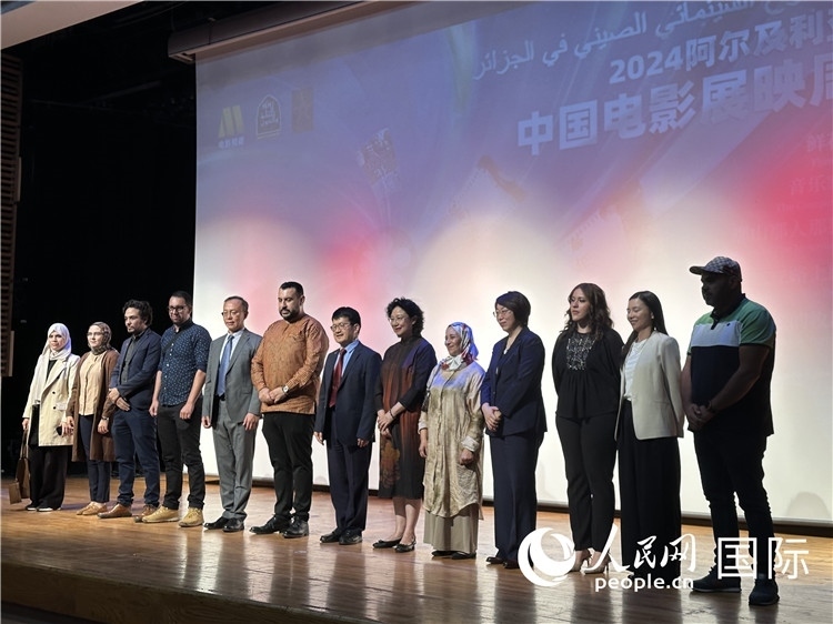 中阿兩國官員、電影行業(yè)從業(yè)者、媒體代表等出席開幕式 郝瑞敏攝