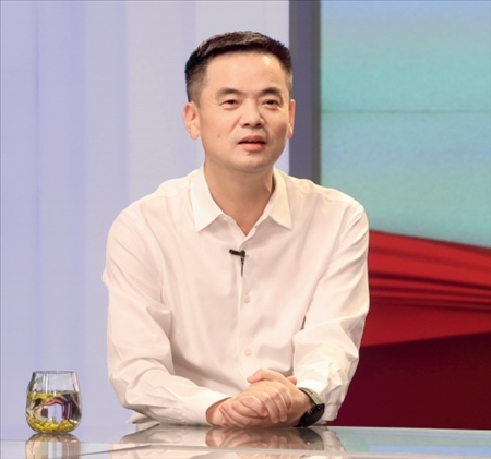 采訪對(duì)象：湖州市委常委、安吉縣委書記楊衛(wèi)東