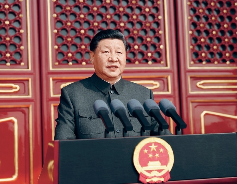 2019年10月1日，慶祝中華人民共和國(guó)成立70周年大會(huì)在北京天安門廣場(chǎng)隆重舉行。中共中央總書記、國(guó)家主席、中央軍委主席習(xí)近平發(fā)表重要講話。 新華社記者 鞠鵬/攝