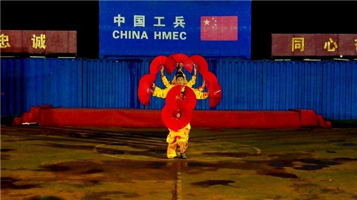 中國傳統(tǒng)文化節(jié)目表演。孫千攝