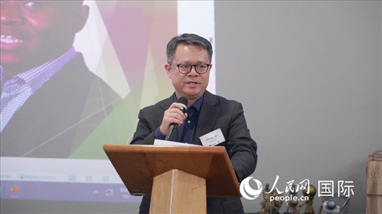 中國(guó)駐南非使館經(jīng)商處參贊邱忠義發(fā)言。 人民網(wǎng) 張茜攝