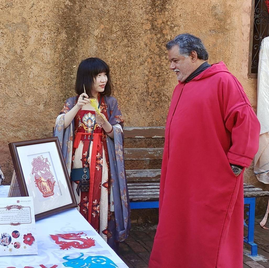 中國文化產(chǎn)品介紹。拉巴特中國文化中心供圖