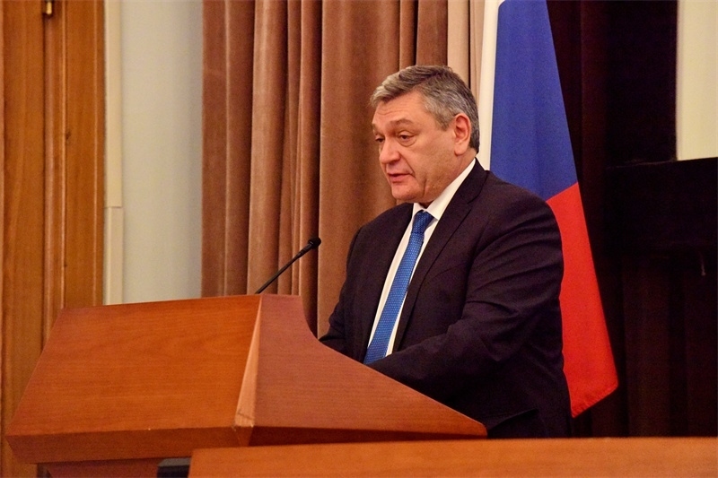 俄羅斯外交部副部長(zhǎng)魯?shù)强浦罗o。主辦方供圖