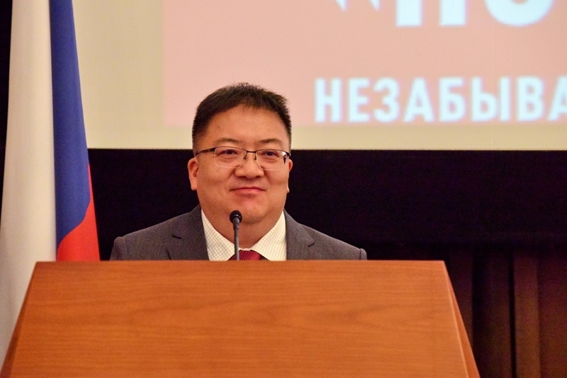 新華出版社社長(zhǎng)匡樂成致辭。 主辦方供圖