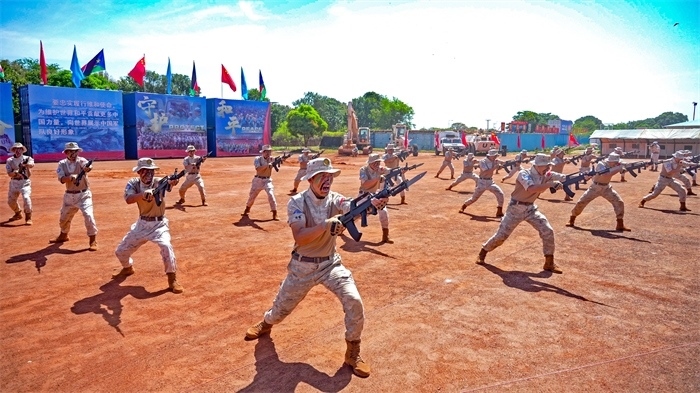 刺殺操表演。王軍杰攝