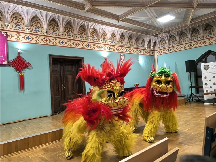 托倫雅蓋隆學(xué)院禮堂巡演現(xiàn)場。主辦方供圖。