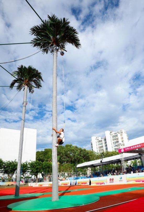 11月23日，海南隊選手曾祥天在比賽中。新華社記者 楊植森 攝