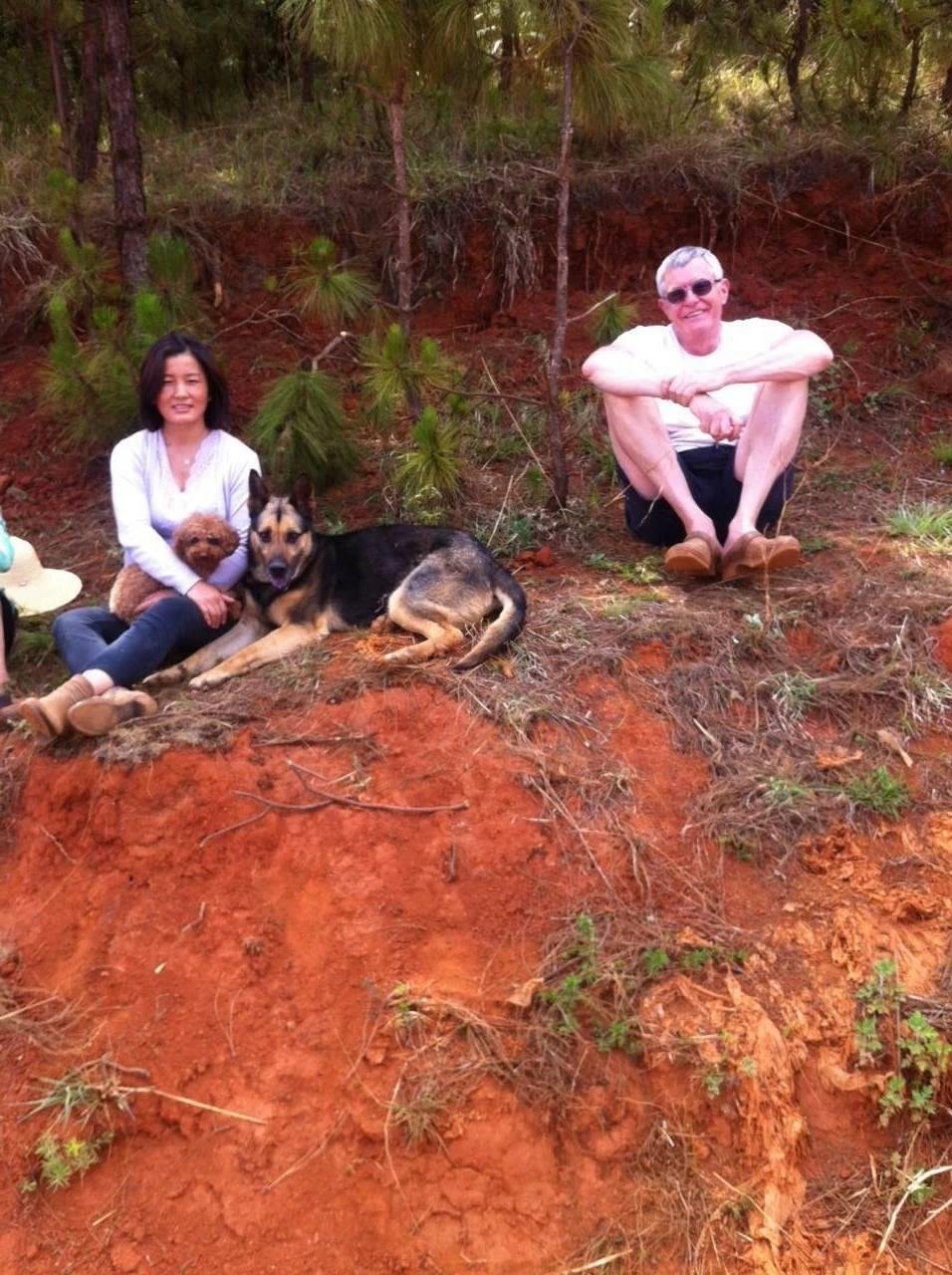 奈斯和妻子在云南東川打造了一個名叫“卡比杉”的農(nóng)場。