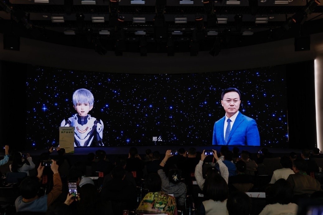 中國(guó)工程院院士、湖南師范大學(xué)校長(zhǎng)劉仲華與人民網(wǎng)數(shù)字人白澤線上對(duì)話