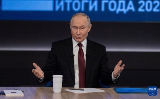 12月19日，在俄羅斯首都莫斯科，俄羅斯總統(tǒng)普京在“年度盤點(diǎn)”活動上講話。新華社記者 白雪騏 攝