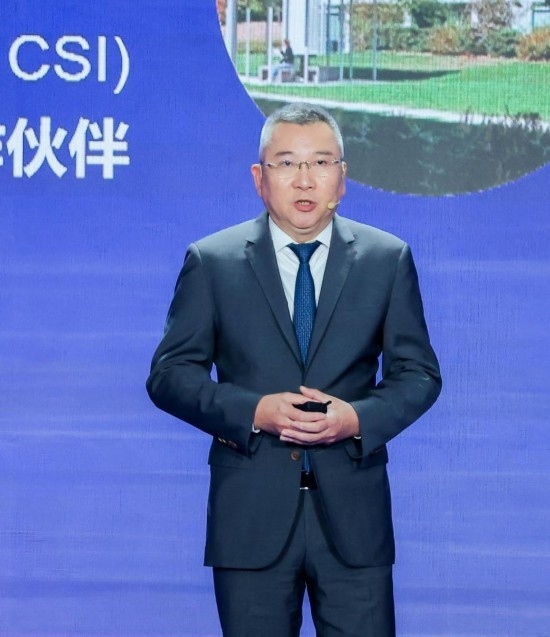 12月6日，法國(guó)達(dá)索系統(tǒng)公司全球執(zhí)行副總裁許善淞在深圳全球招商大會(huì)上。新華社發(fā)