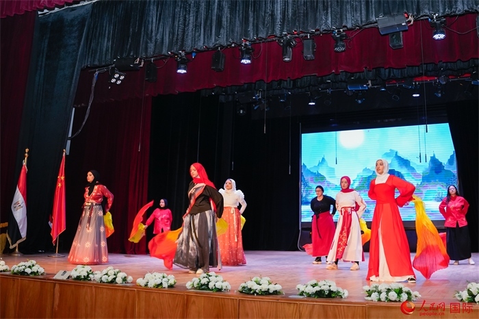 新春慶典活動(dòng)現(xiàn)場(chǎng)。人民網(wǎng) 塔里克·易卜拉欣攝