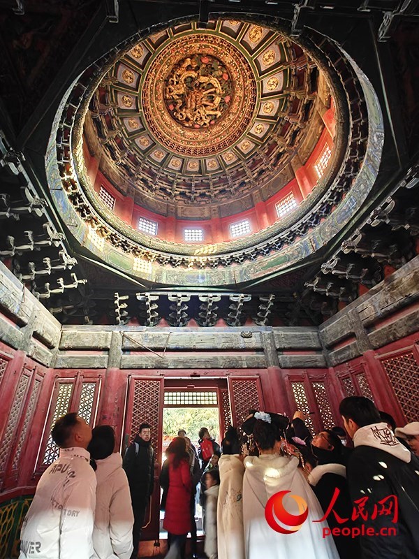 2025年1月，游客正在故宮博物院參觀。人民網(wǎng)記者 韋衍行攝