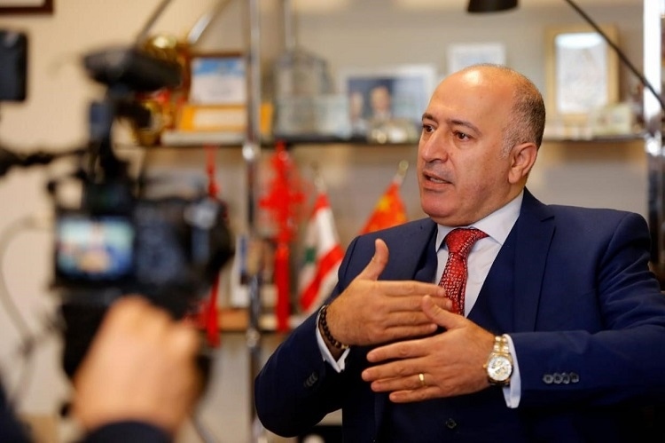 瓦里夫·庫邁哈在接受采訪。受訪者供圖