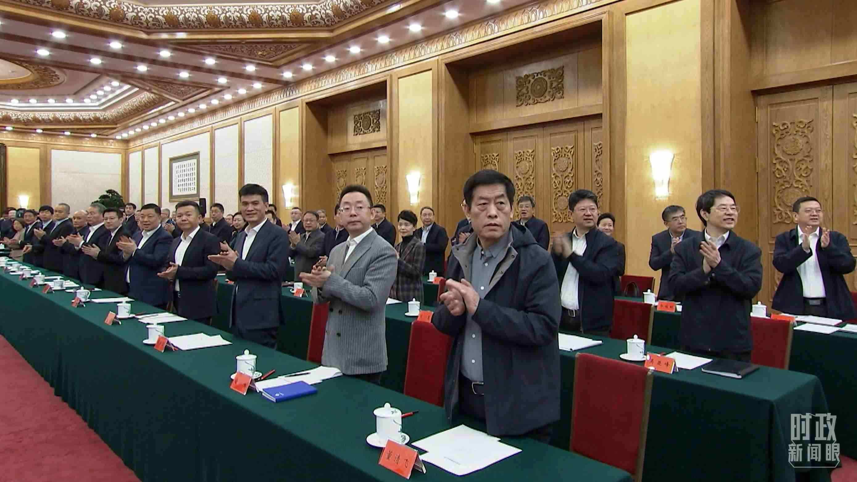 △2月17日，民營企業(yè)座談會現(xiàn)場。