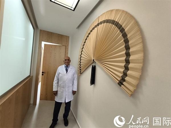 哈利勒的診所內(nèi)。人民網(wǎng)記者 黃培昭攝