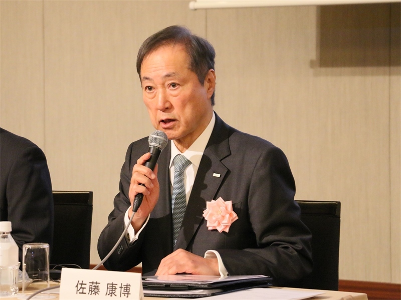 日中投資促進(jìn)機(jī)構(gòu)會(huì)長佐藤康博致辭。人民網(wǎng) 許可攝