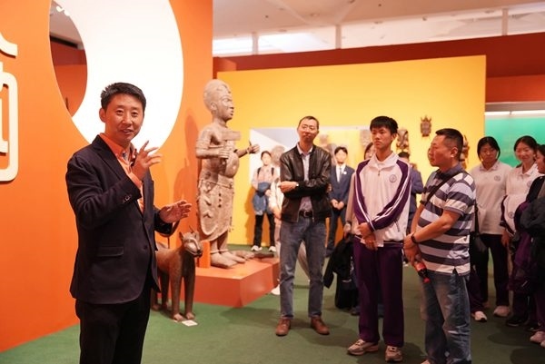 清華附中永豐學(xué)校家校共育活動(dòng)舉行。校方供圖