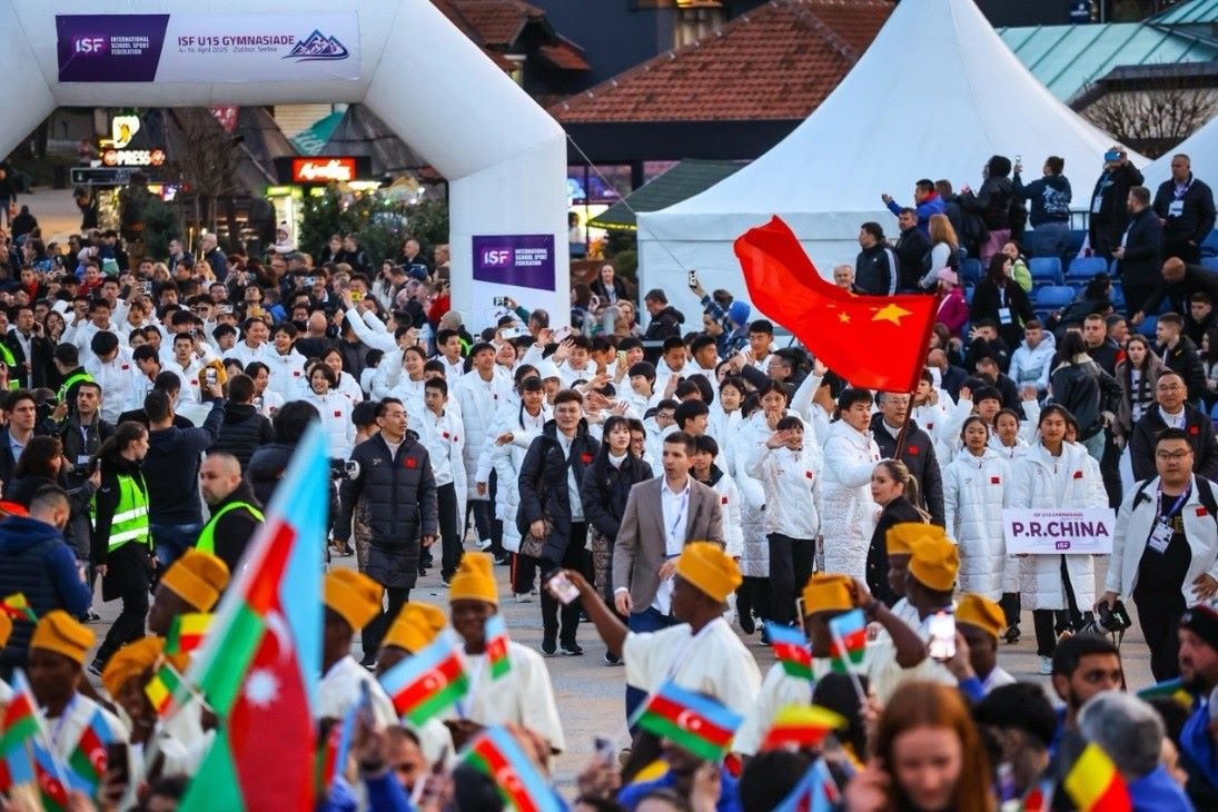 中國中學(xué)生體育代表團在開幕式上入場。圖片來源：中國中學(xué)生體育代表團