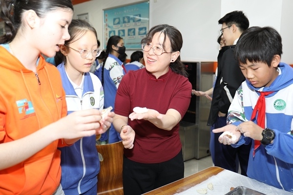 “見(jiàn)字如面，中法同心”青少年文化交流活動(dòng)啟動(dòng)。北京市教委供圖