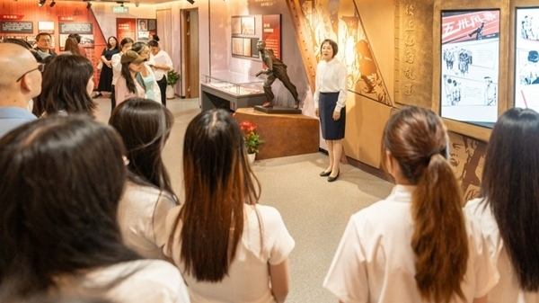 思政課現(xiàn)場。東華大學(xué)供圖